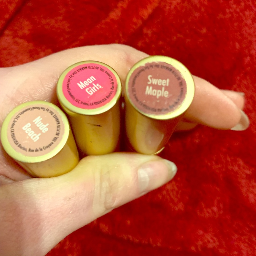 Too faced la creme 3 lippie bundle